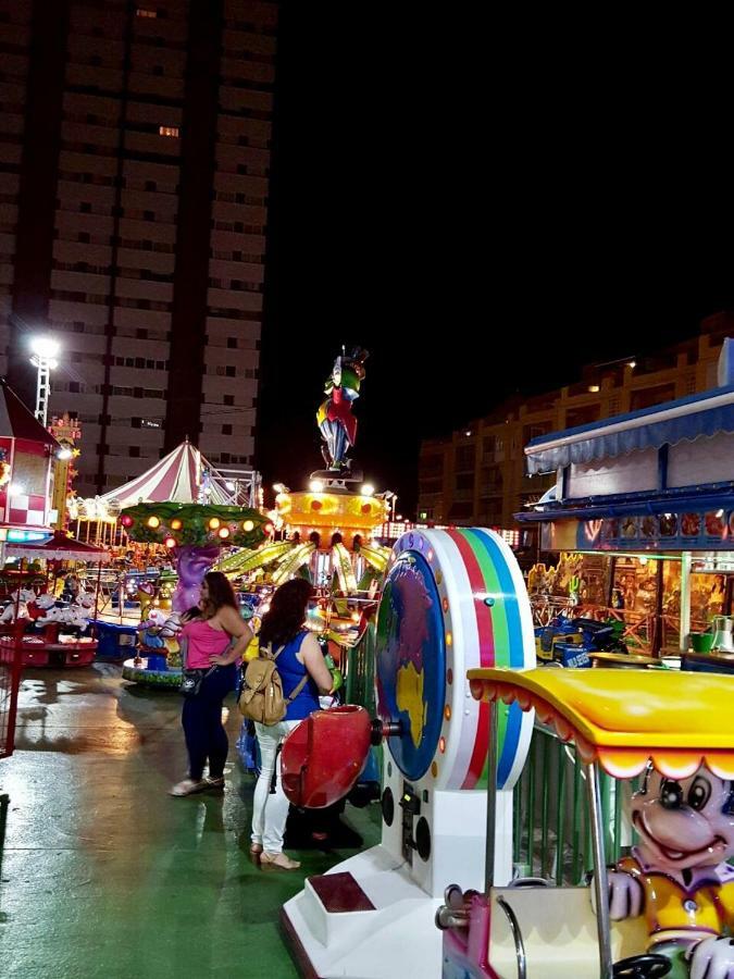 Cometa Center Benidorm Buitenkant foto