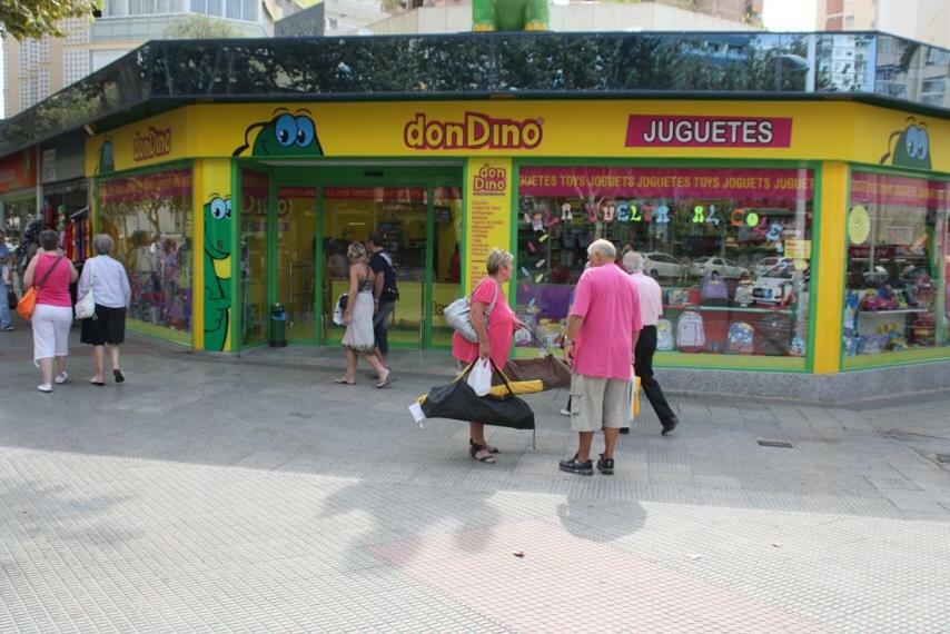 Cometa Center Benidorm Buitenkant foto